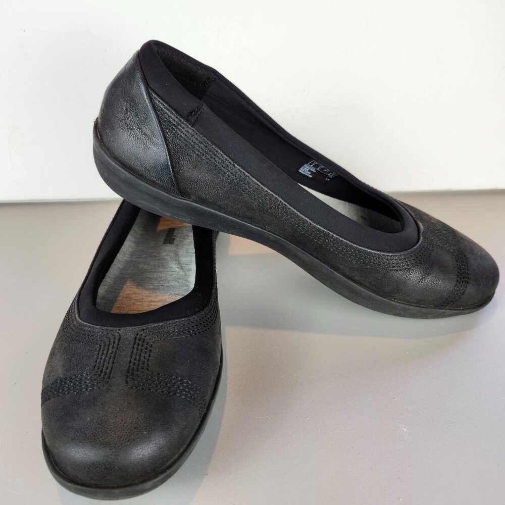 Clarks Cloudsteppers Slip-On Flats Women's Size 8.5
